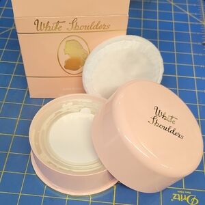 White Shoulders Bath Powder 75g New Sealed In Box
